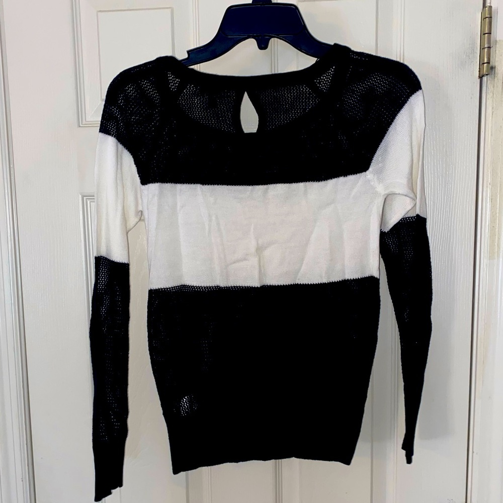 4/$20 Black and White Knit Sweater
